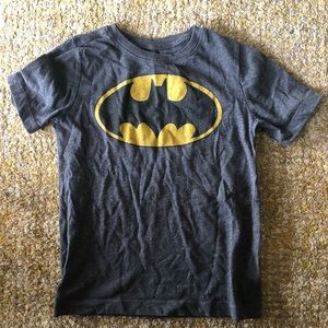 Old Navy Collectabilitees classic Batman logo T-shirt 5T